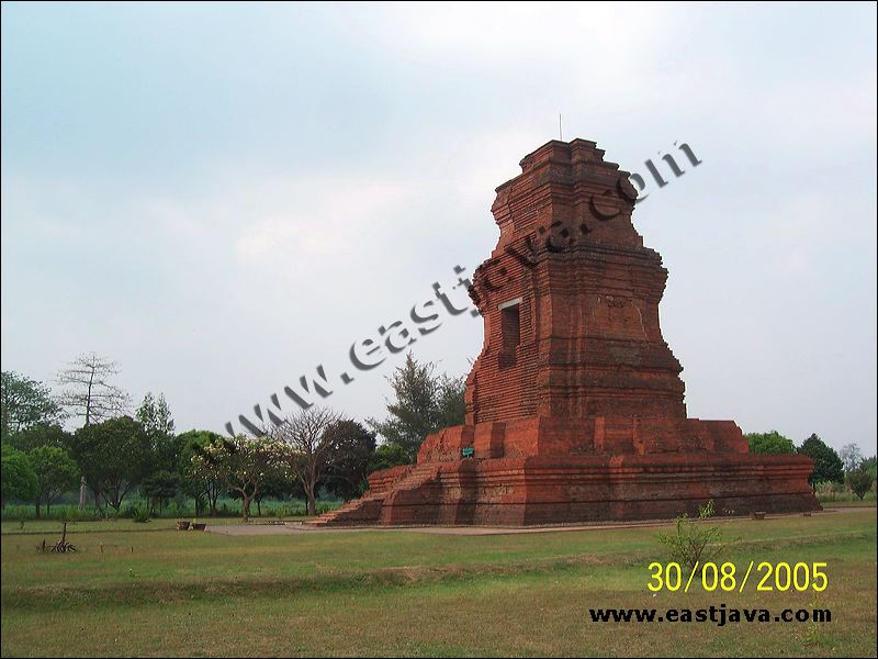 Brahu Temple - The Great Temple Of Mojopahit Kingdom