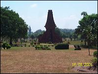 Bajang Ratu temple