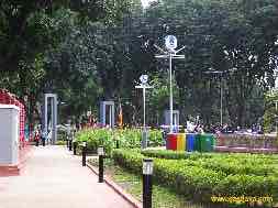 images/gallery/bungkul_park/bungkul-park-surabaya-04.jpg