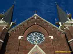 images/gallery/kepanjen_church/kelsapa-catholic-church-03.jpg