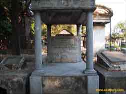 images/gallery/peneleh_tomb/peneleh-dutch-graveyard-11.jpg