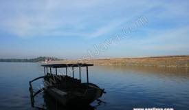 ../images/gallery/karangkates-dam/karangkates_dam_01.jpg