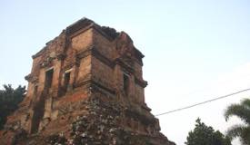 images/gallery/ngetos_temple/Candi_Ngetos_5.jpg