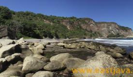 images/gallery/pangasan/pangasan-beach-pacitan-east-java-7.jpg