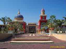 images/gallery/ciputra_waterpark/ciputra-water-park-01.jpg