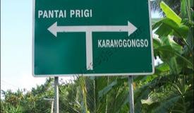 ../images/gallery/karanggongso/karanggongso_beach_001.jpg